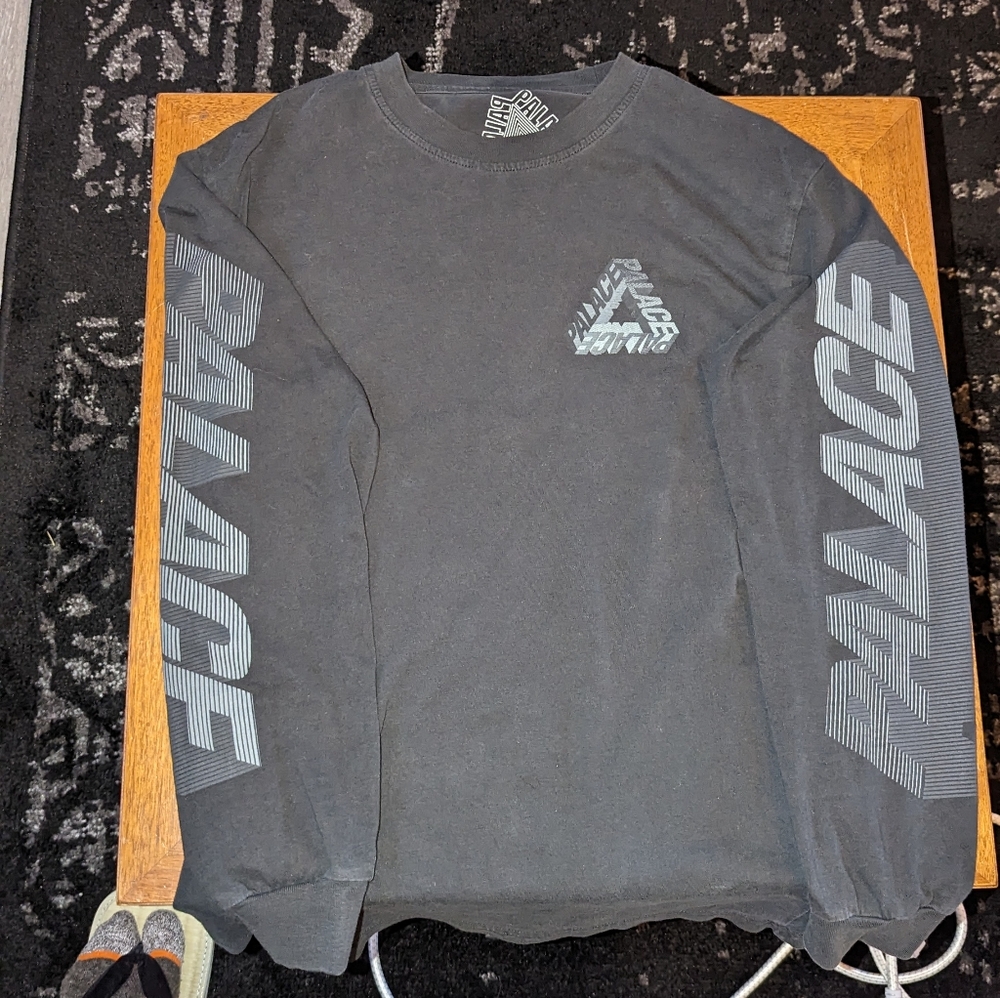 PALACE LONG SLEEVED